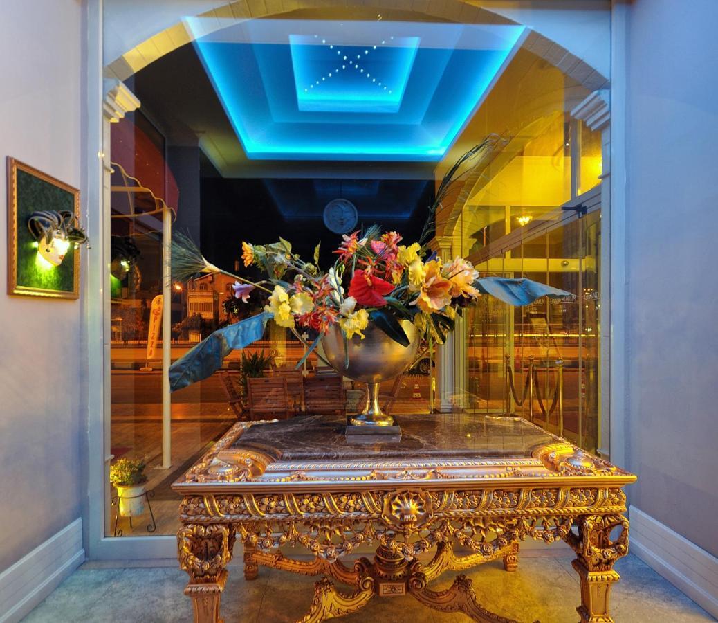 Grand Atakum Hotel Samsun Ngoại thất bức ảnh